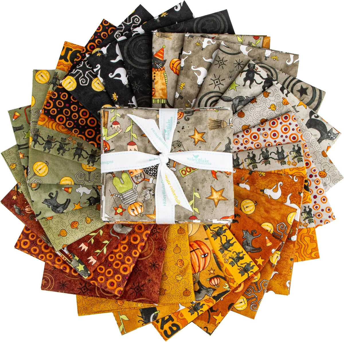 Spooky | Fat Quarter Bundle by Teresa Kogut for Riley Blake | 24 pcs | 100% Cotton