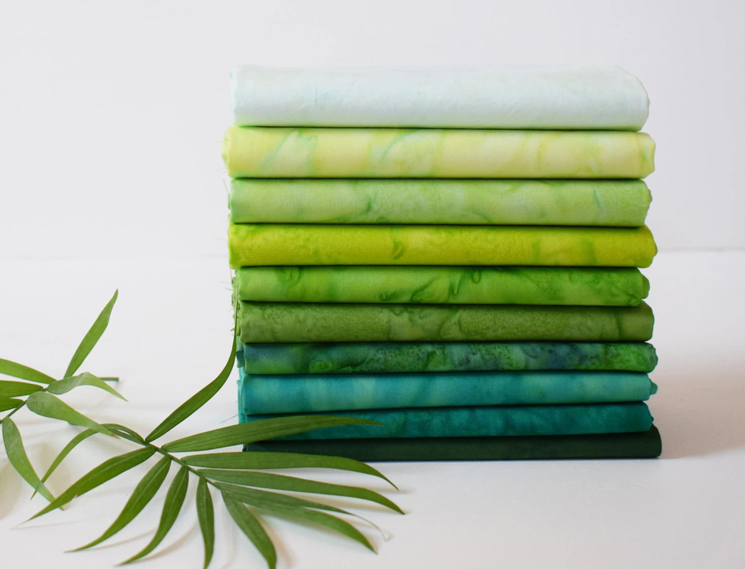 Lava Solids Batik Fat Quarter Bundle - Clover by Anthology Fabrics | 10pcs