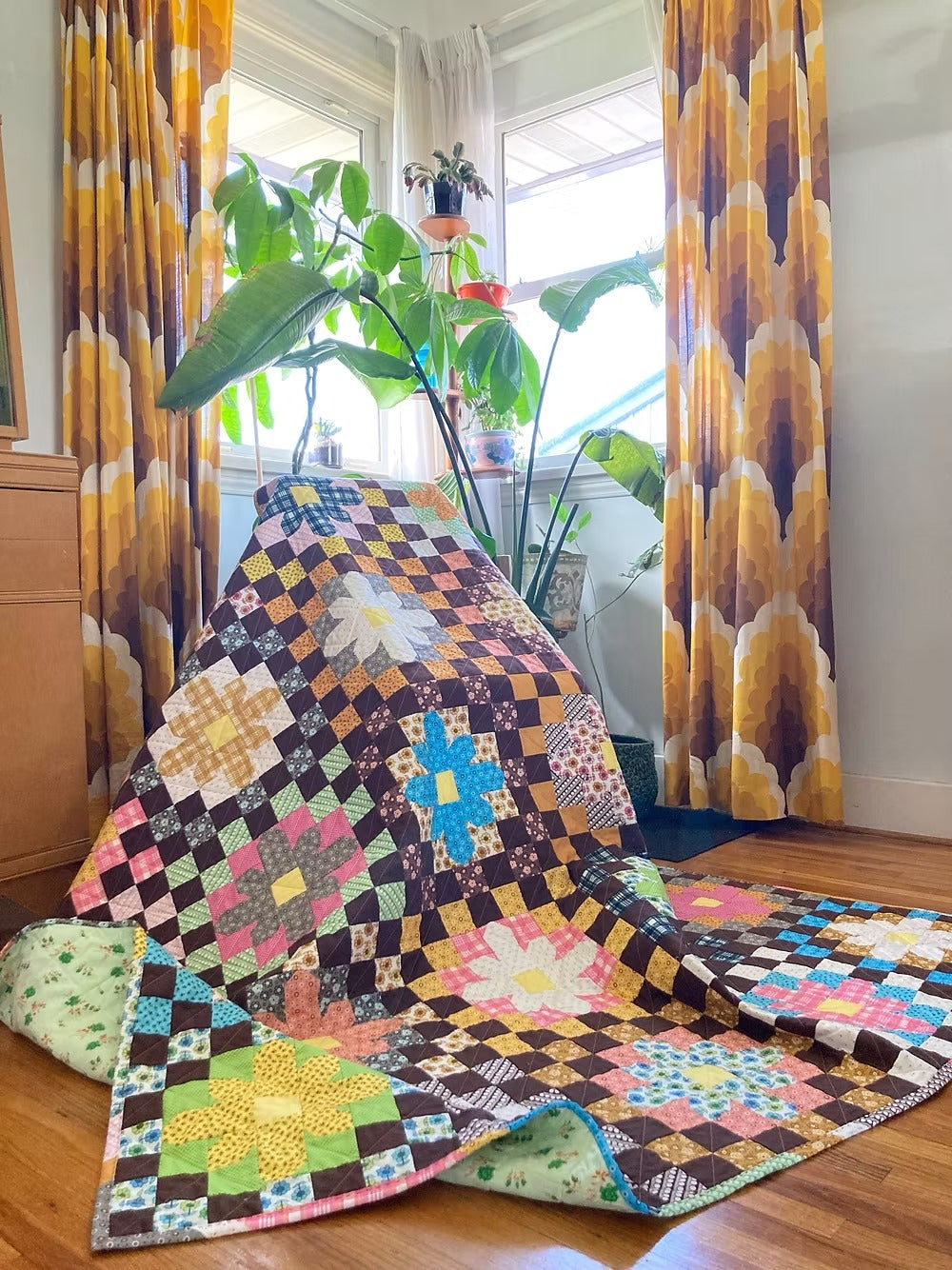 Retro Crochet Quilt Pattern by Maude MacDonald | Fat Quarter Friendly | 5 Sizes