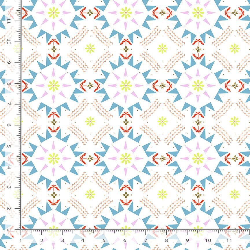 Stitch & Glow | White Urban Quilt by Faye Guanipa for Dear Stella | STELLA-DFG3285WHITE