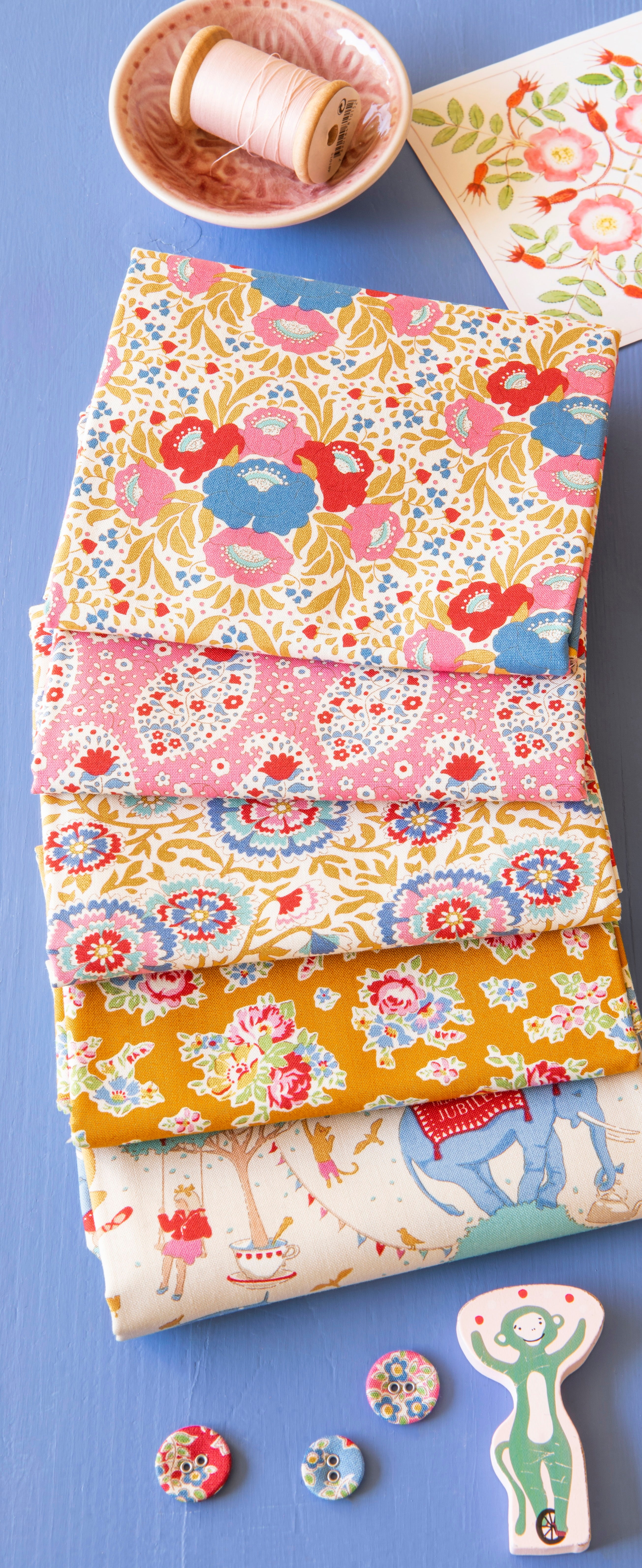 Jubilee | Fat Quarter Bundle - Mustard/Pink by Tone Finnanger for Tilda Fabrics | TIL300185 | 5 pcs