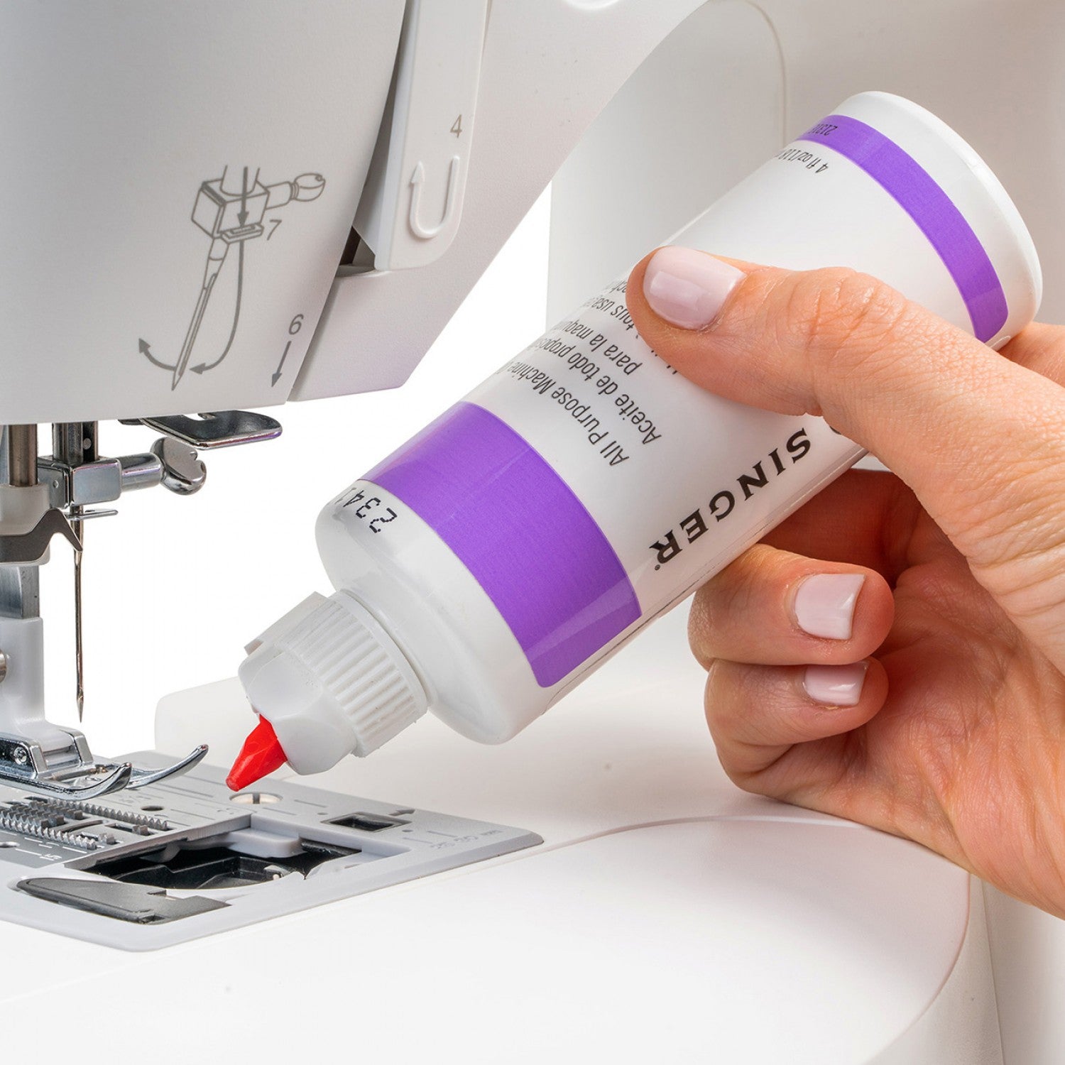 Singer Machine Oil Squeeze Bottle 4oz